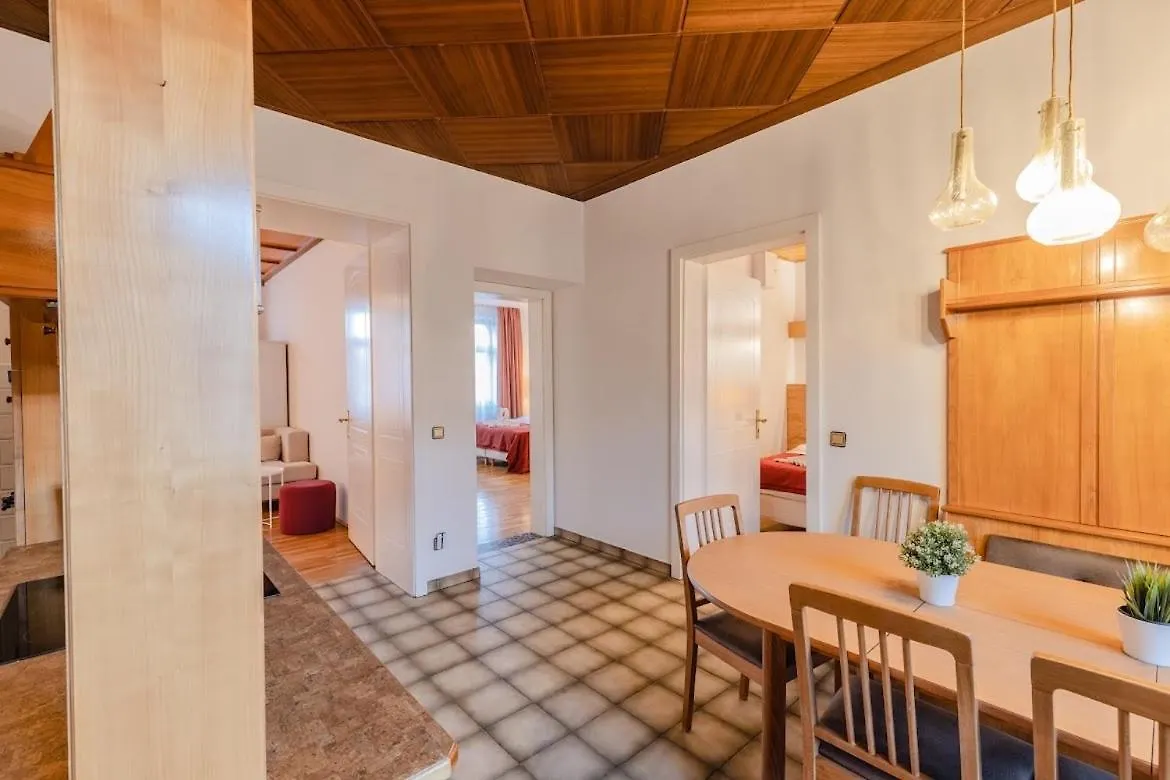Hallo Vienna Suite Apartment Nr 9